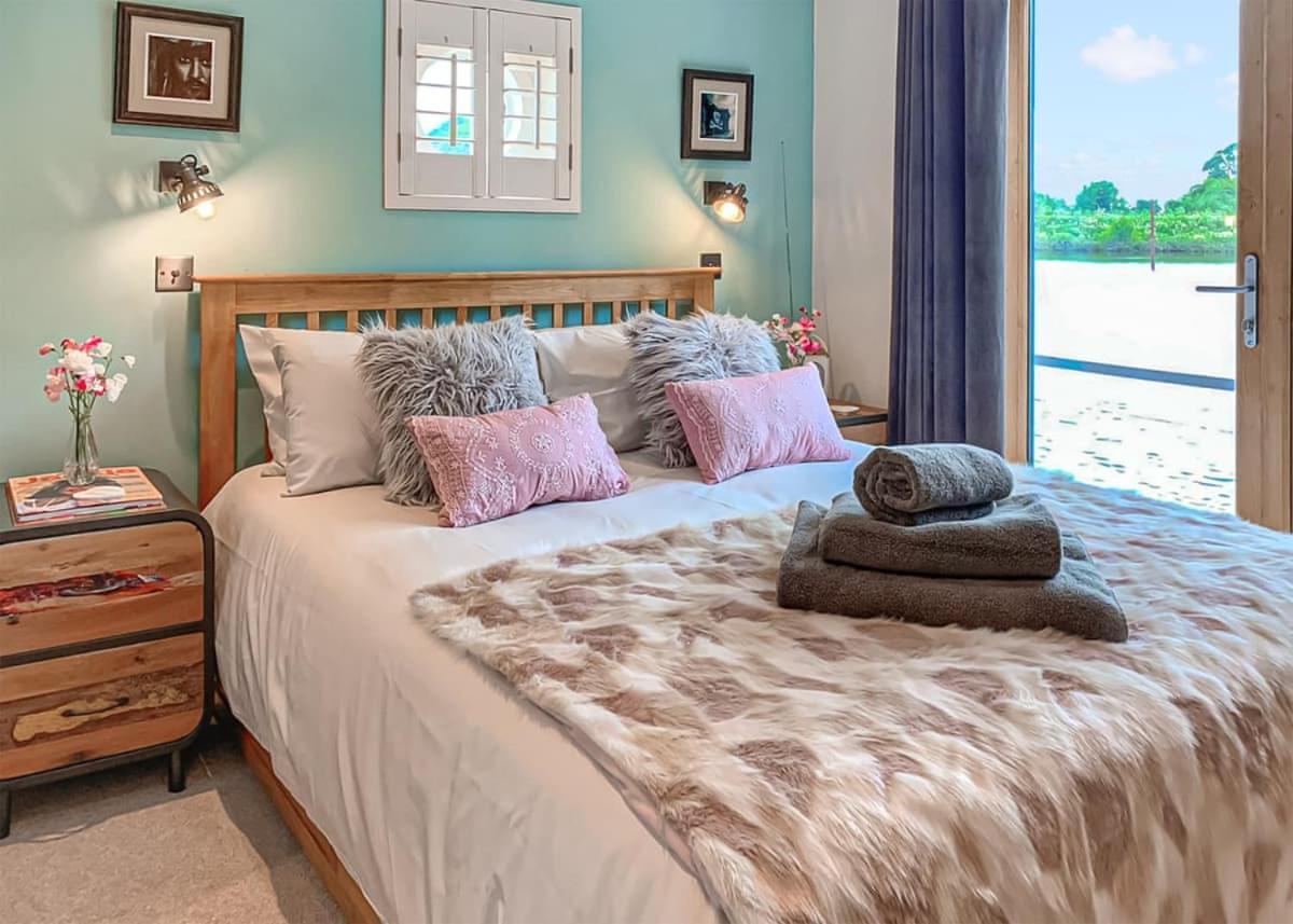 Отель York Marina Naburn Экстерьер фото